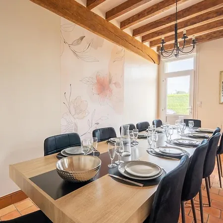 בית נופש La Maison Du Chene Beaufort-en-Vallée